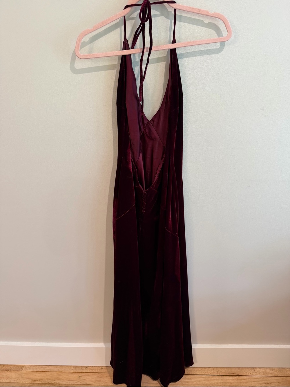 Bardot Velvet Halter Maxi Dress in Deep Burgundy Backless Deep Slit - Picture 2 of 3